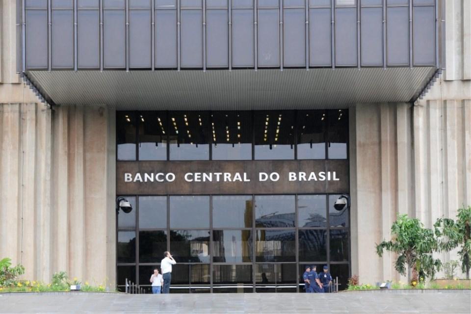 BC intensifica projetos que podem reduzir preços de serviços bancários