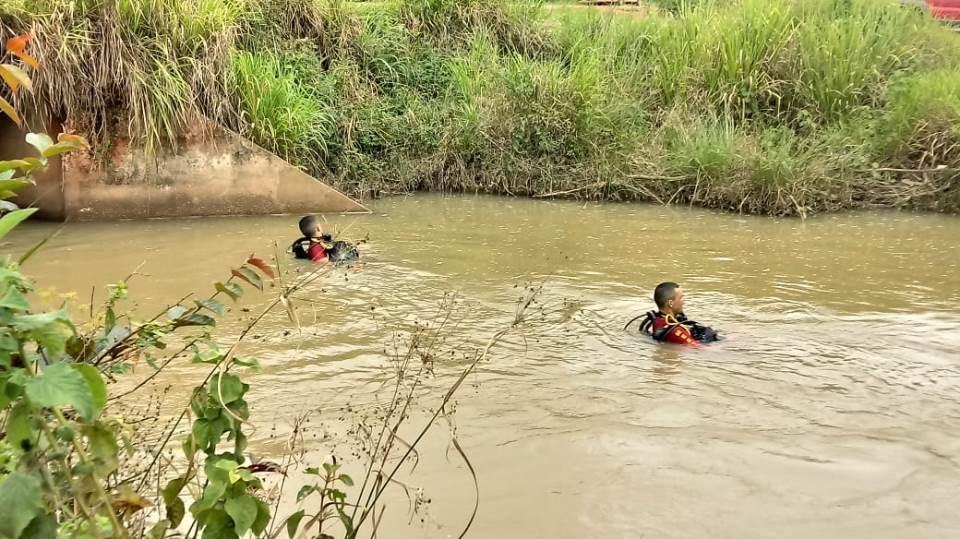 Corpo de bebê desaparecido é encontrado e pais confessam assassinato