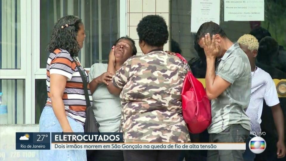 Irmãos são eletrocutados ao soltar pipa em São Gonçalo, RJ