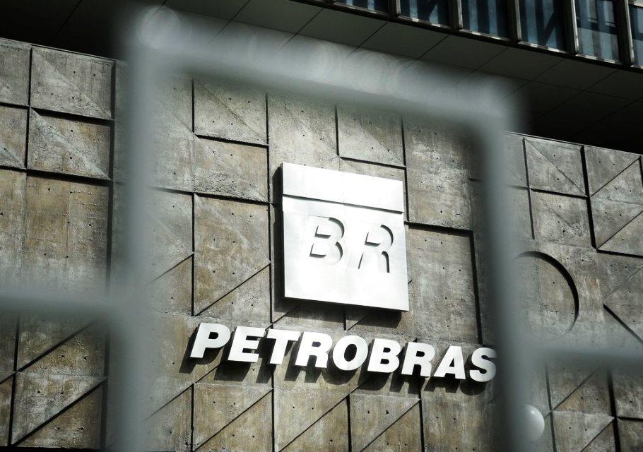 Fábrica de fertilizantes da Petrobras no Paraná encerra atividades