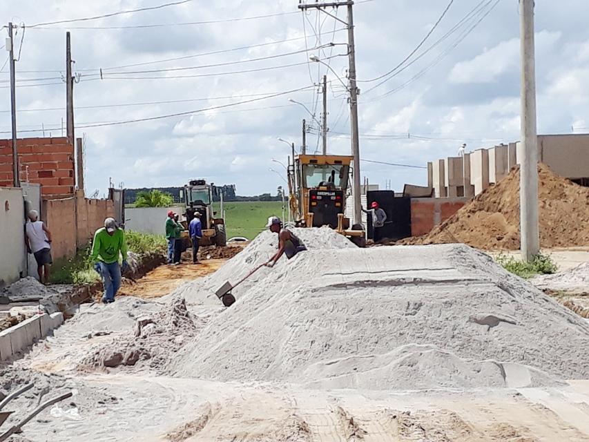 Prefeitura de Boa Esperança inicia obra de calçamento de ruas em torno do parque de exposições