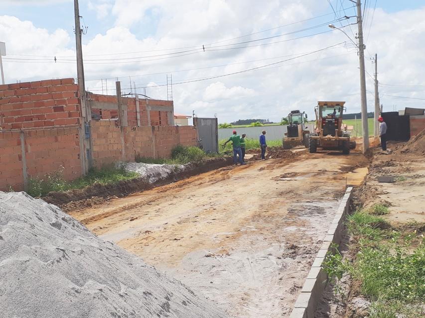 Prefeitura de Boa Esperança inicia obra de calçamento de ruas em torno do parque de exposições