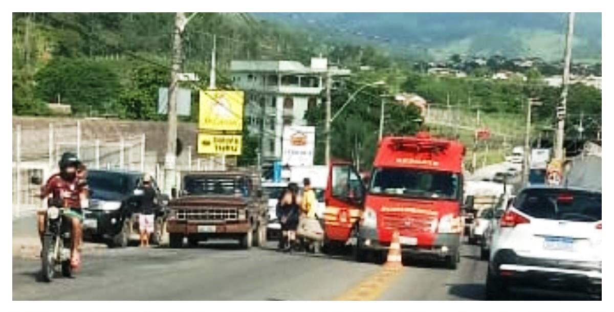 Dois acidentes registrados na manhã deste sábado (8), em Cachoeiro