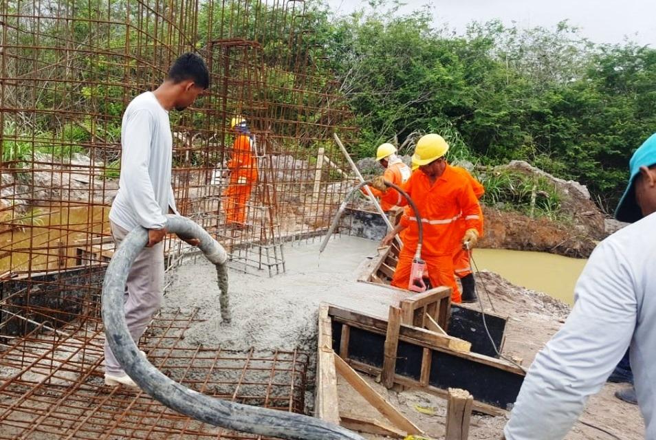 Mais de 40% das obras de pavimentação da Rodovia Conceição da Barra – Itaúnas estão concluídas