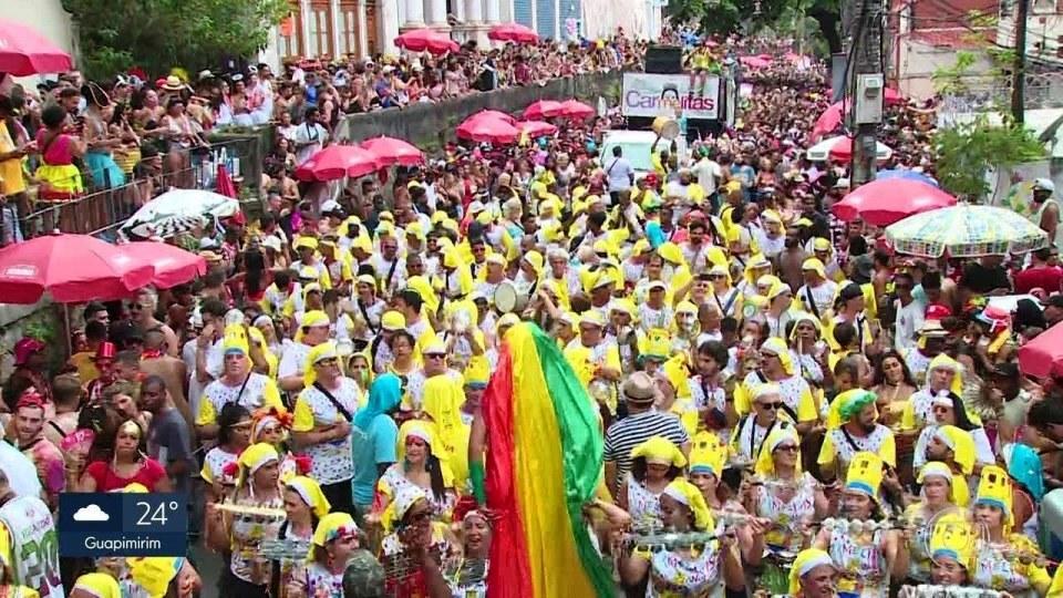 Carnaval no Rio tem mais de 3 milhões de pessoas nos blocos