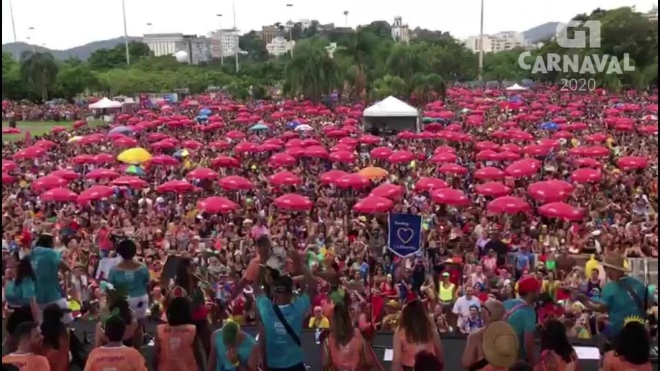 Carnaval no Rio tem mais de 3 milhões de pessoas nos blocos