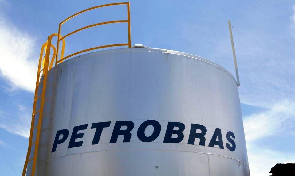 Petrobras reduz preços do diesel e da gasolina nas refinarias