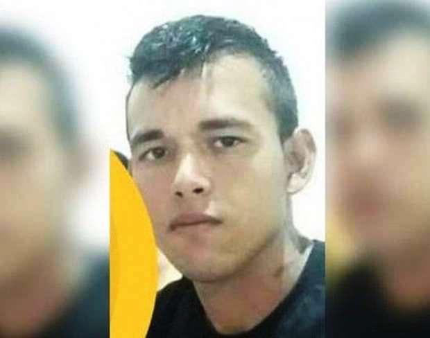 Para se vingar da ex-mulher, homem atira na cabeça dos dois filhos e depois se mata