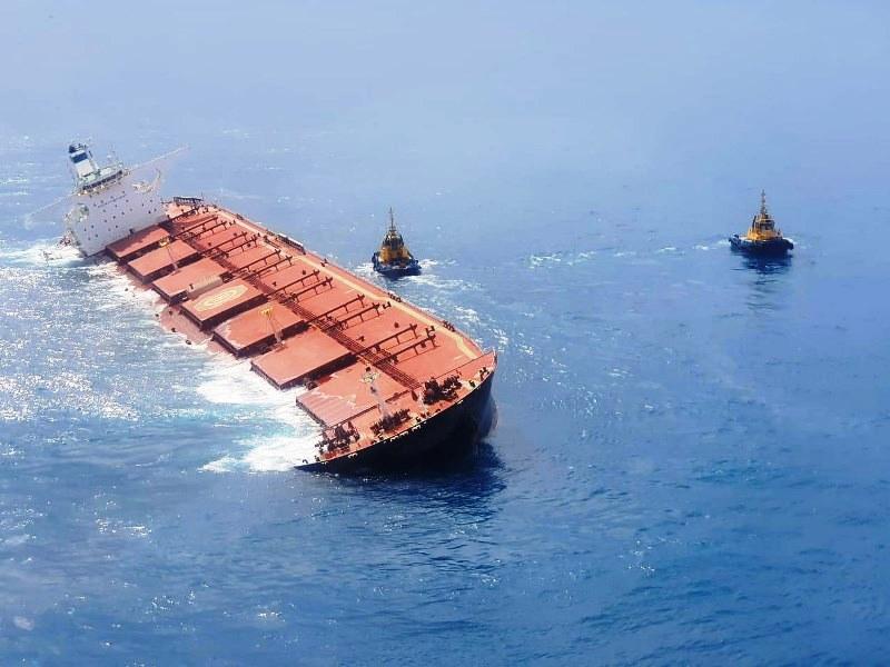 Iniciada operação de retirada de óleo do navio encalhado na costa do Maranhão