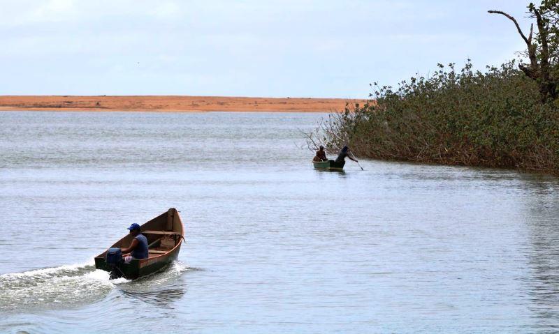 Pescadores informais do Rio Doce são beneficiados por projeto-piloto