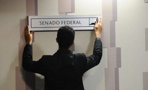 12% dos servidores do Senado receberam R$ 4,5 mi em horas extras