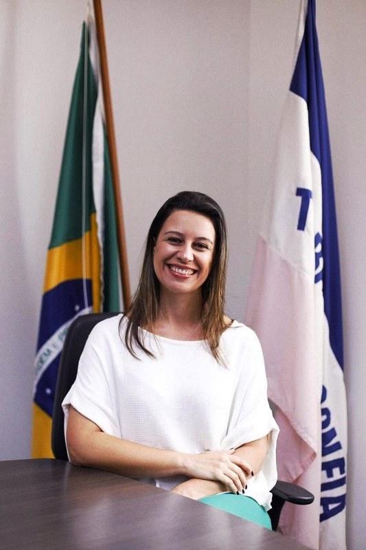 Cyntia Figueira assume Setades com foco no avanço das políticas de assistência social