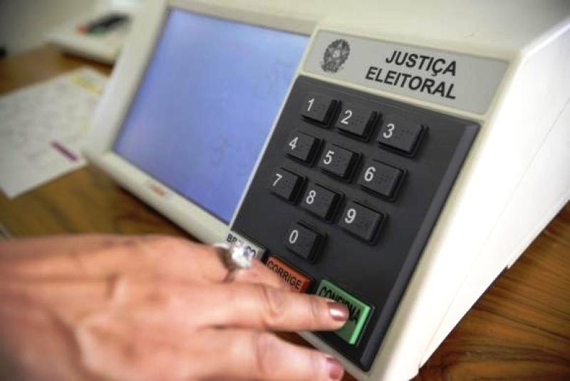 Juízes podem assumir prefeituras se eleições forem adiadas