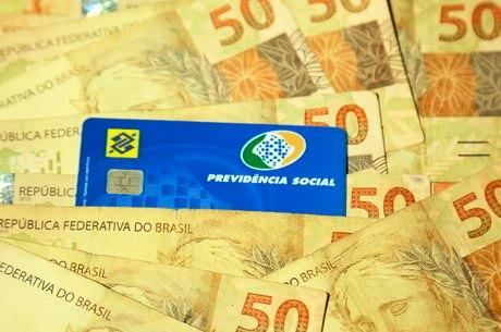 Aposentados podem consultar valor da primeira parcela do 13º