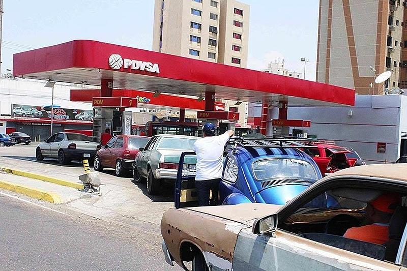 Por que falta gasolina na Venezuela, país com a maior reserva de petróleo do mundo?