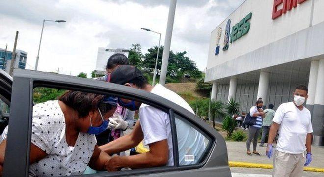 Equador: mulher tida como morta é encontrada viva