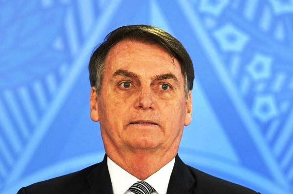 Bolsonaro minimiza queixas por demora em pagar R$ 600: “Minoria barulhenta”