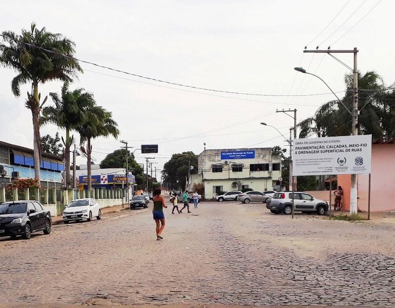 Avenida Democrata será fechada para obra de pavimentação, na segunda-feira (11)