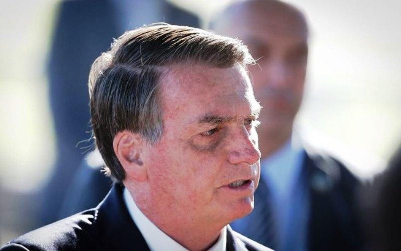 Com vetos, Bolsonaro sanciona socorro de R$ 60 bilhões a estados