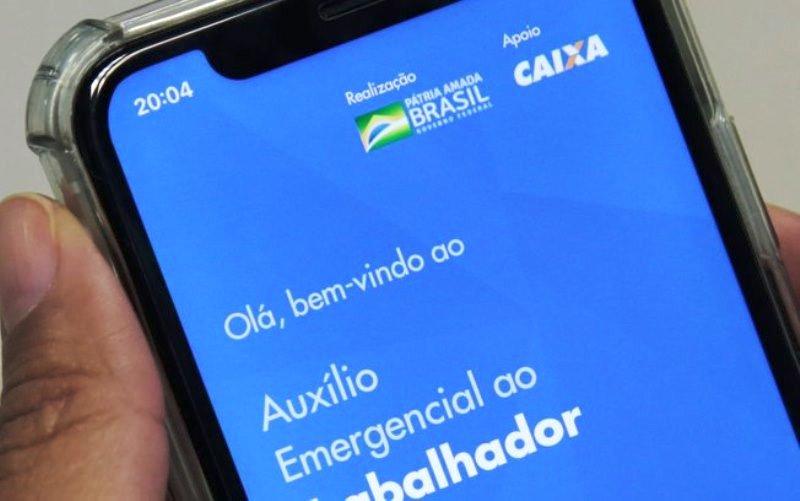 Auxílio virou empréstimo? Saiba quem precisará devolver os R$ 600 em 2021