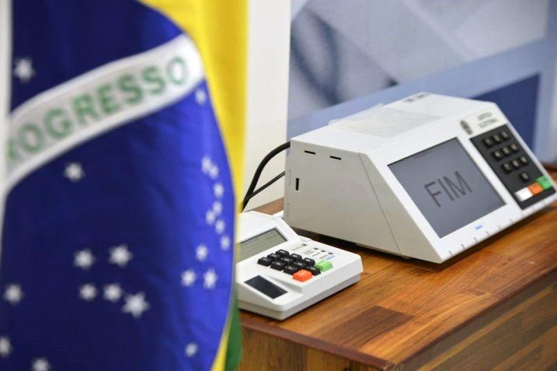 TSE divide fundão para eleições: PT leva R$ 200 milhões e PSL, R$ 193 milhões