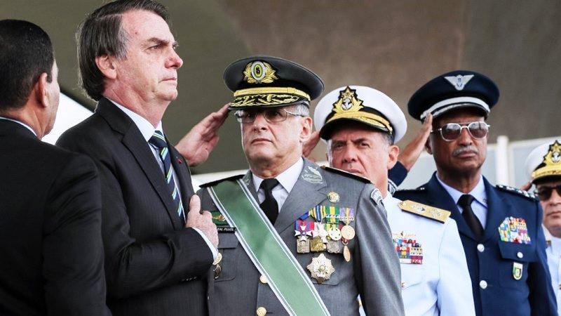 Militares assinam novo manifesto contra ministro do Supremo