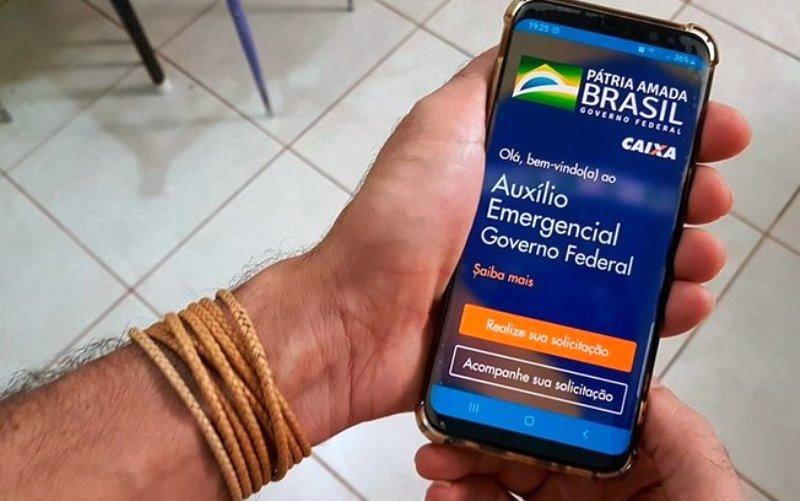 Auxílio emergencial: confira quem recebe terceira parcela nesta quinta-feira (18)