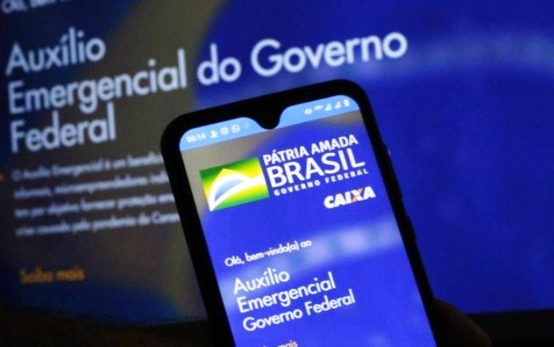 Caixa paga hoje 3ª parcela do auxílio a 1,9 milhão do Bolsa Família