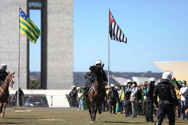 Princípio de confusão acontece na dispersão de protestos na Esplanada