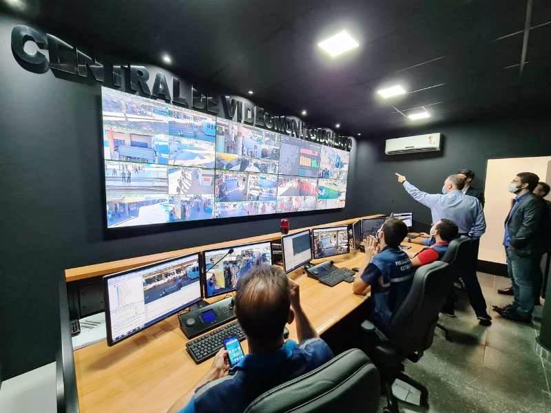 Casagrande inaugura nova central de videomonitoramento da Ceturb-ES