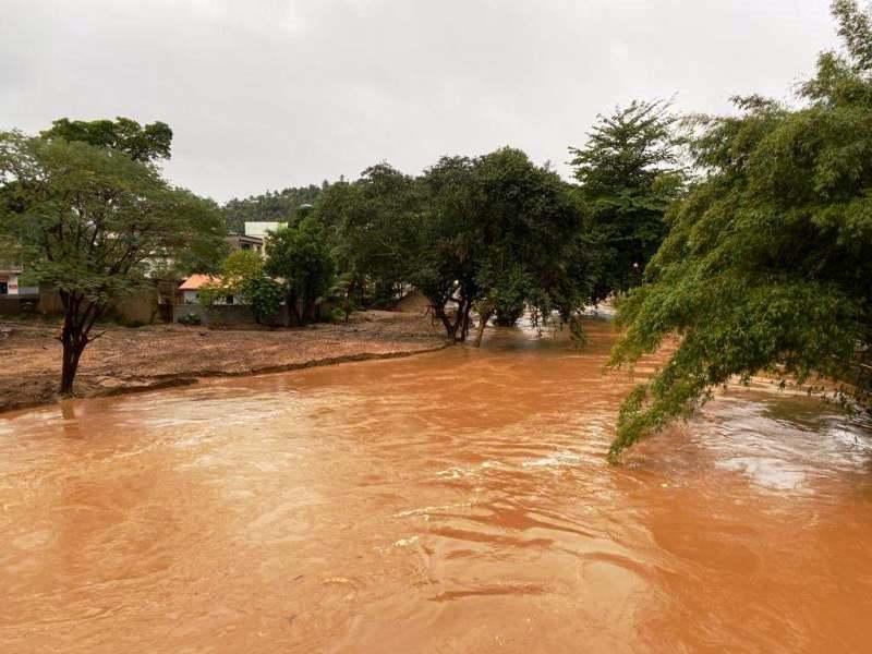 Chuva no ES traz risco de inundações e quedas de barreiras em pelo menos oito municípios