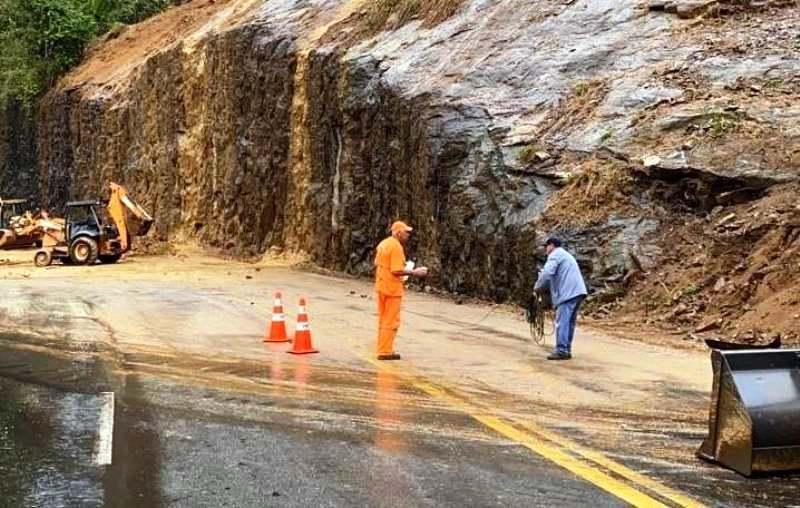 BR-262 segue parcialmente interditada em Domingos Martins