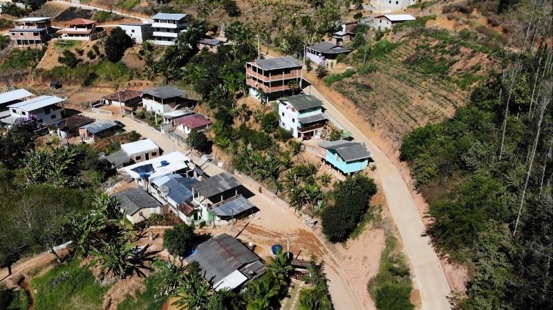 Casagrande entrega obras de calçamento rural em Marechal Floriano