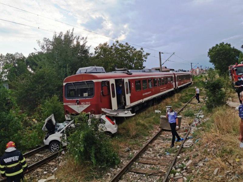 Cantor morre durante live, após trem atingir seu carro