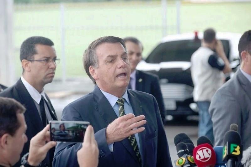 Bolsonaro reclama de derrubada de veto no Senado: “É impossível governar”