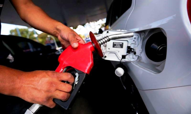 Petrobras eleva gasolina em 6% e diesel em 5%