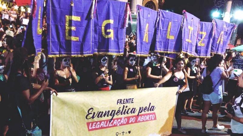 Mulheres cristãs defendem aborto legal e seguro: “Não é um dogma”