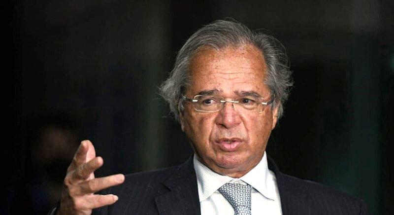 “Desoneração vai permitir criação de milhões de empregos”, diz Guedes