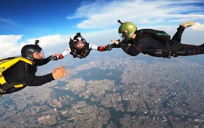 Paraquedista cai de altura de 120 metros, é dado como morto, mas volta a saltar