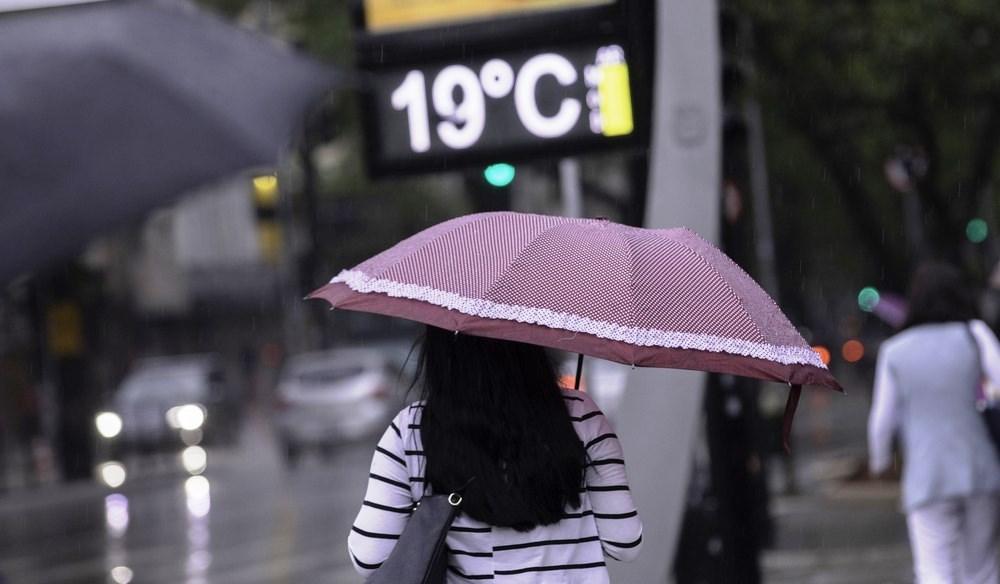 Onda de calor chega ao fim e frente fria causa chuva no Sul e no Sudeste