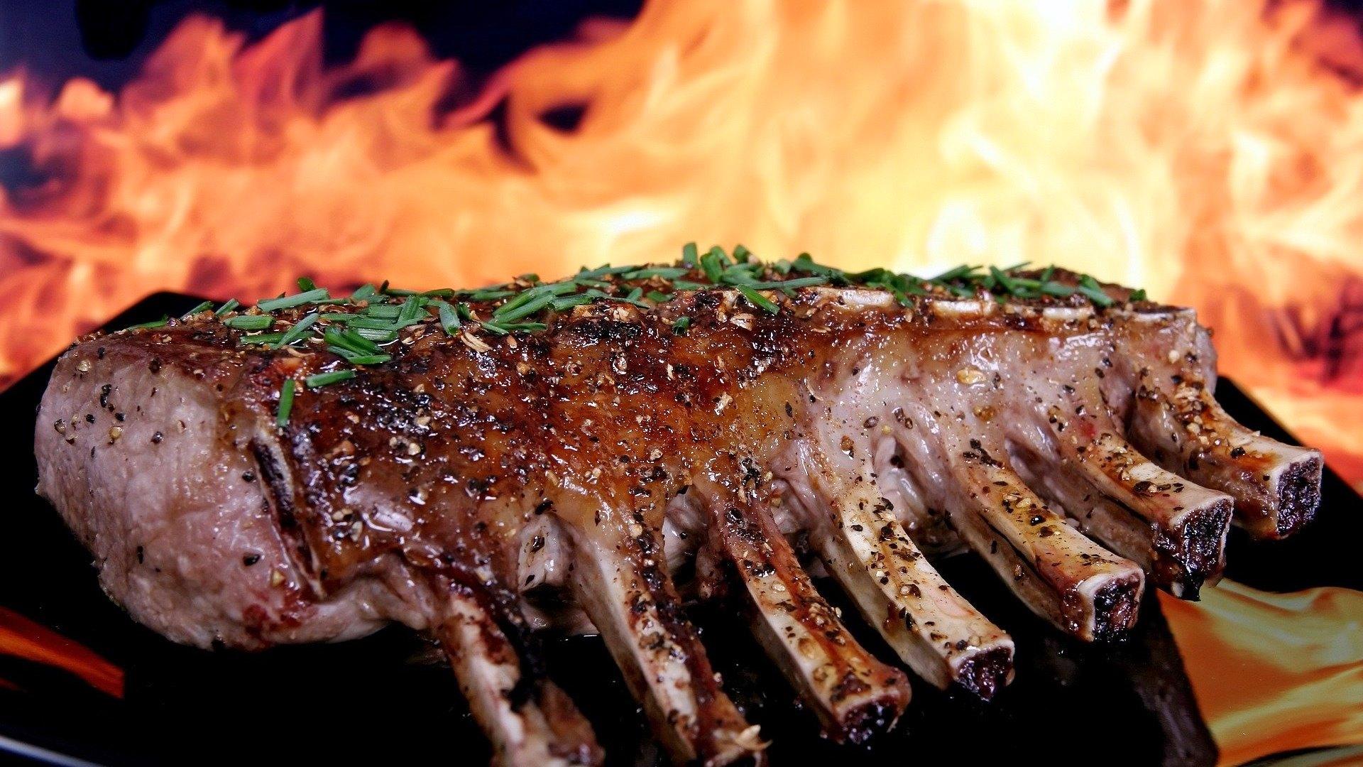 Não gaste dinheiro à toa: conheça as piores carnes para o churrasco