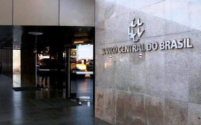 Banco Central prevê aumento da inflação e incerteza na retomada da economia