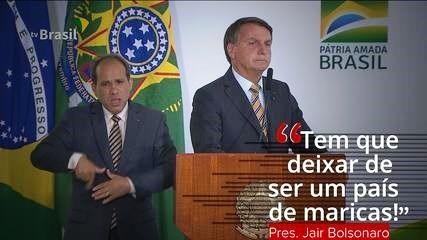 Brasil tem de deixar de ser ‘país de maricas’ e enfrentar pandemia ‘de peito aberto’, diz Bolsonaro