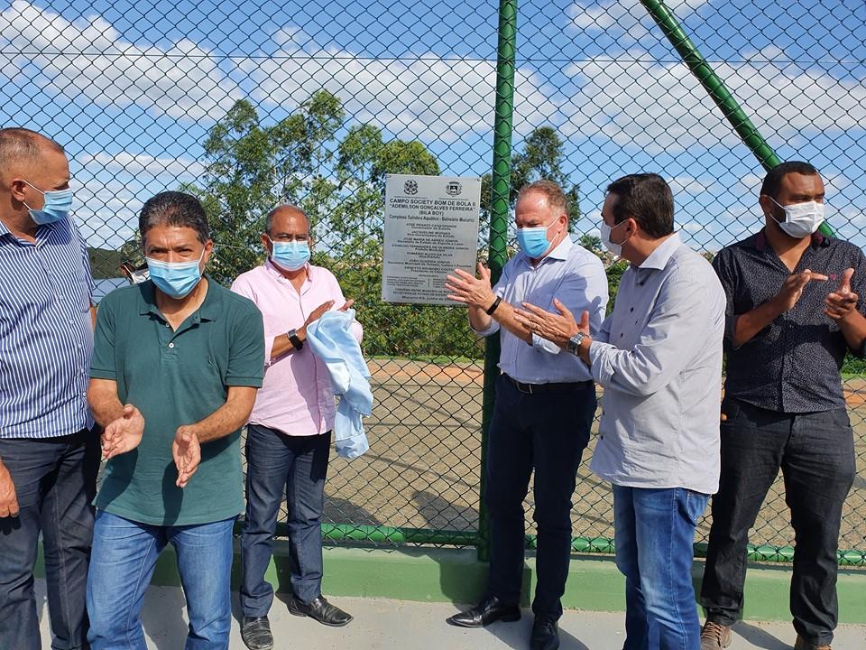 Governador faz entregas e visita obras em Mucurici