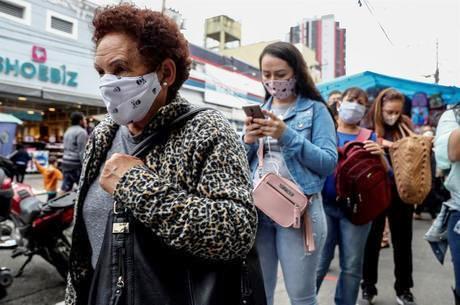 Brasil soma 164,2 mil mortes por covid e 5,77 milhões de casos