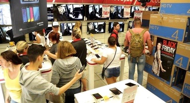 Black Friday: 63% dos brasileiros querem aproveitar as promoções