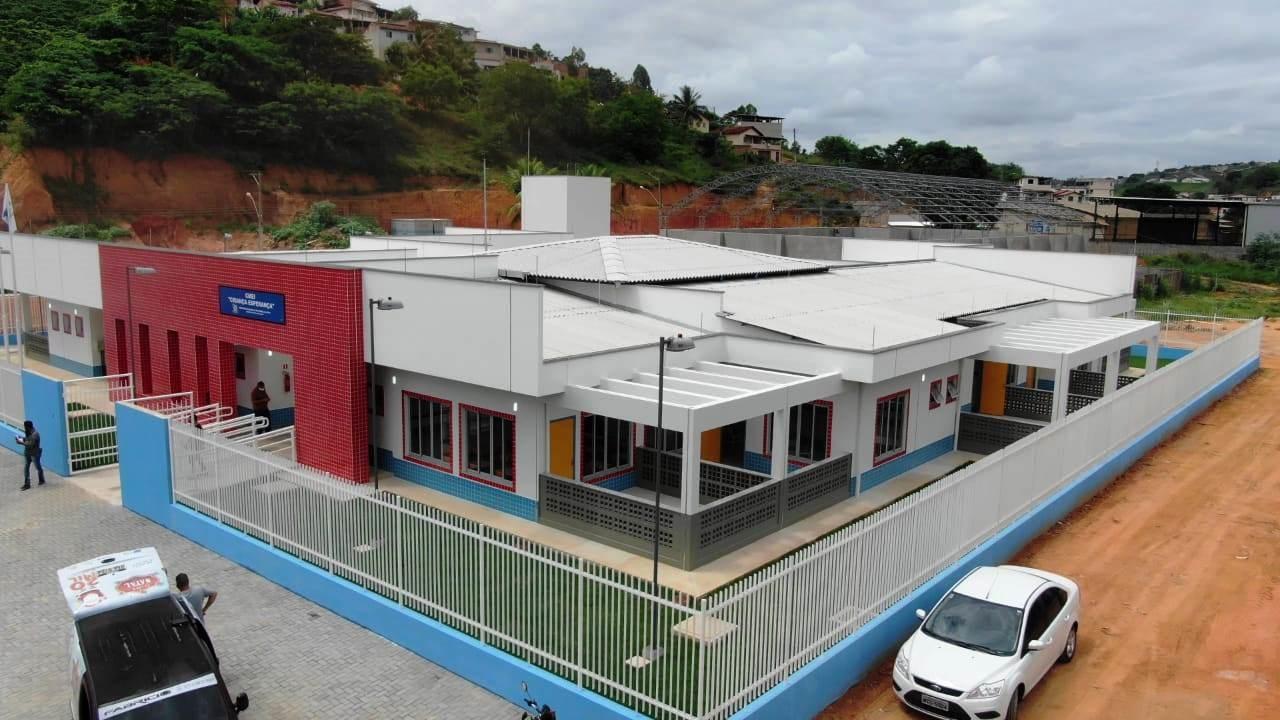 Casagrande entrega obras e anuncia unidade do Corpo de Bombeiros em São Gabriel da Palha