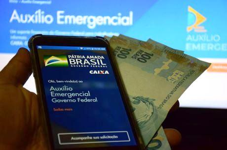 Caixa deposita auxílio emergencial a 3,5 milhões nascidos em outubro, nesta quarta-feira (9)