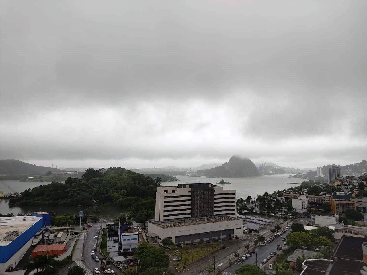 Inmet emite novo alerta de chuva forte para o Espírito Santo