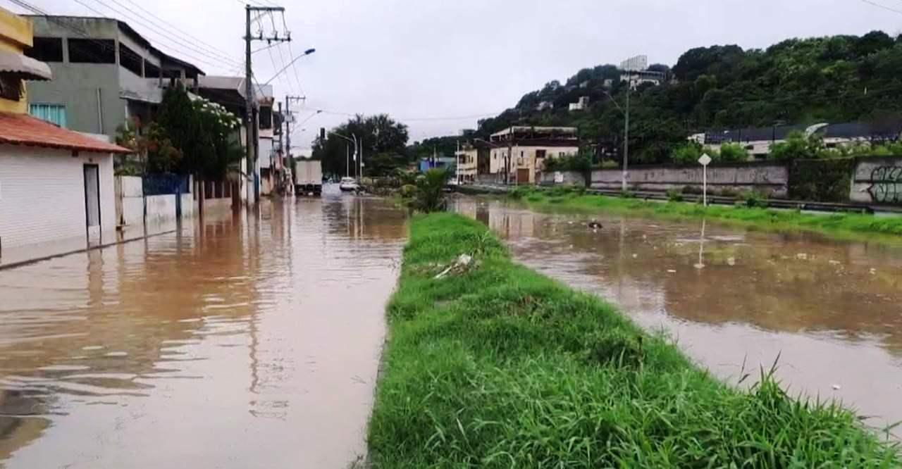 Inmet emite novo alerta de chuva forte para o Espírito Santo